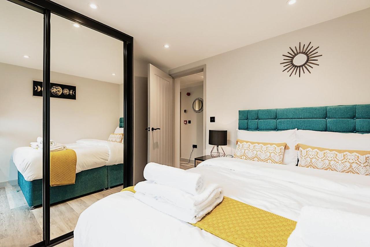 The Burton Penthouse By Fortuna Property 切尔滕纳姆 外观 照片
