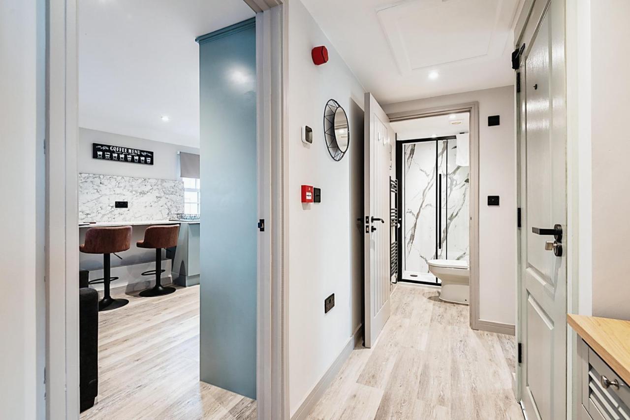 The Burton Penthouse By Fortuna Property 切尔滕纳姆 外观 照片
